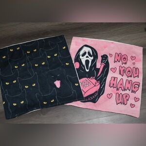 17 X 17 pillow covers cat, ghost face pink & black